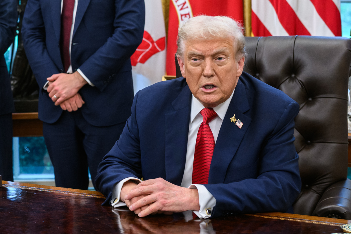 ترامب يعلن نفسه حاكما مؤقتا لفنزويلا