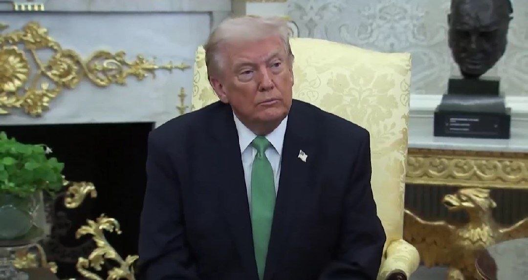 دول خليجية تطلب من ترامب "إكمال المهمة" مع ایران وانهاء قبضتها على مضيق هرمز إلى الأبد