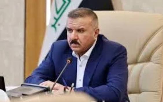 وزير الداخلية يوجه بصرف مبالغ المنح المالية المتأخرة لأسر الشهداء والجرحى والمتوفين