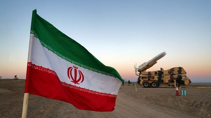 الدفاع الإيرانية: ستبقى إدارة مضيق هرمز بيد إيران والمنطقة